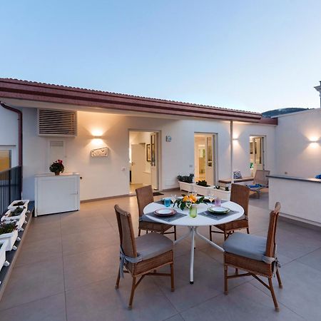 ויקו אקוונסה Enfasi Holiday Home מראה חיצוני תמונה